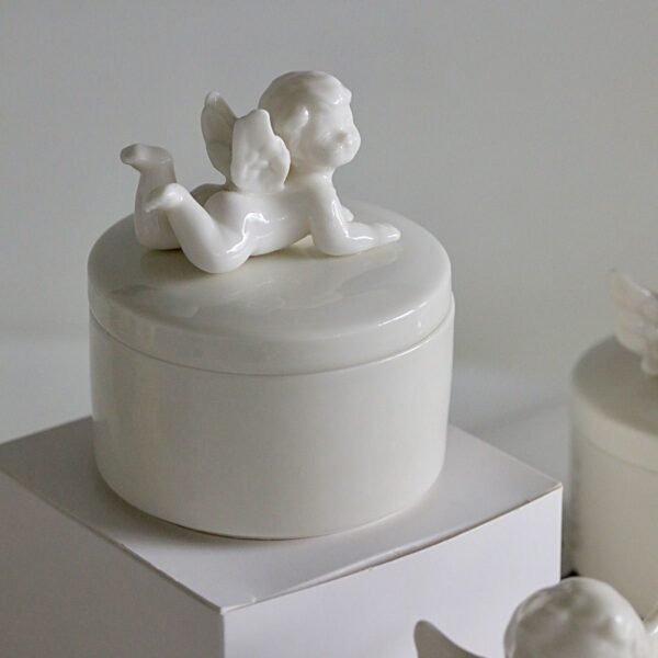 小天使香薰蜡烛（白茶味） little angel scented candle (white tea )