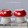 可爱蘑菇香薰蜡烛（白茶味） cute mushroom scented candle (white tea）