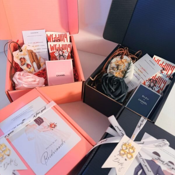 中式伴郎礼 dashing groom box (copy)